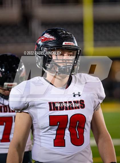 Thumbnail 3 in Howell vs. Fort Osage (MSHSAA Class 5 Final) photogallery.