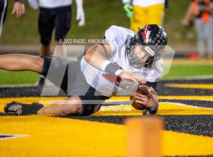 Thumbnail 1 in Howell vs. Fort Osage (MSHSAA Class 5 Final) photogallery.