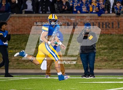 Thumbnail 2 in Howell vs. Fort Osage (MSHSAA Class 5 Final) photogallery.