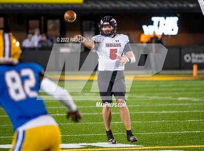 Thumbnail 1 in Howell vs. Fort Osage (MSHSAA Class 5 Final) photogallery.