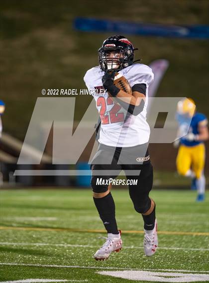 Thumbnail 3 in Howell vs. Fort Osage (MSHSAA Class 5 Final) photogallery.
