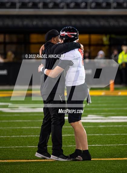 Thumbnail 2 in Howell vs. Fort Osage (MSHSAA Class 5 Final) photogallery.
