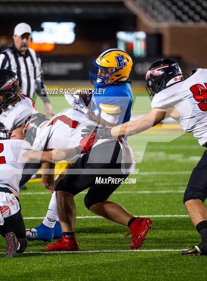 Thumbnail 3 in Howell vs. Fort Osage (MSHSAA Class 5 Final) photogallery.