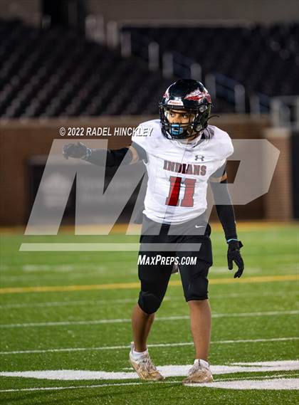 Thumbnail 2 in Howell vs. Fort Osage (MSHSAA Class 5 Final) photogallery.