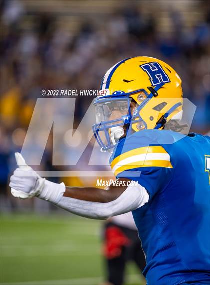 Thumbnail 3 in Howell vs. Fort Osage (MSHSAA Class 5 Final) photogallery.