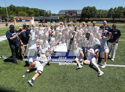 Thumbnail 3 in Massapequa vs. Fairport (NYSPHSAA Class A Final) photogallery.