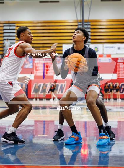Thumbnail 2 in Gainesville vs Lanier (GHSA 5A Region 7 Championship Game) photogallery.