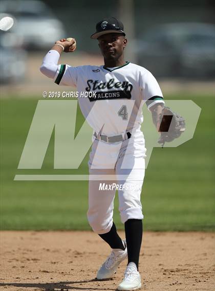 Thumbnail 1 in Staley vs Yuma (Lancer Classic) photogallery.