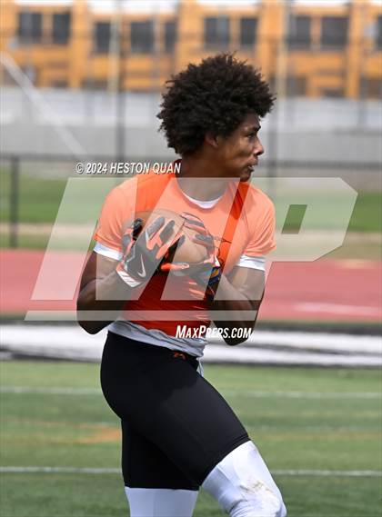Thumbnail 3 in San Jacinto vs. Foothill (Surf City Tournament) photogallery.