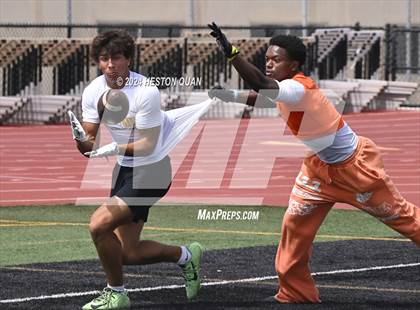 Thumbnail 2 in San Jacinto vs. Foothill (Surf City Tournament) photogallery.