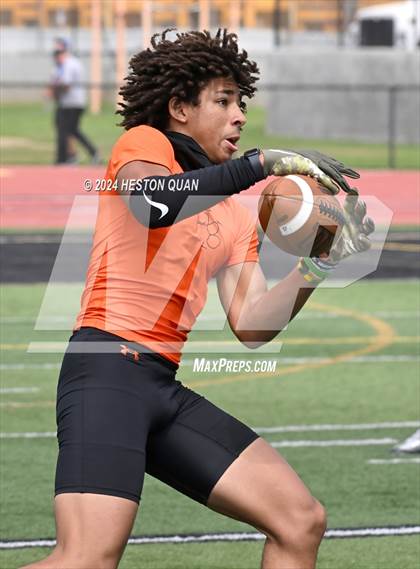 Thumbnail 1 in San Jacinto vs. Foothill (Surf City Tournament) photogallery.