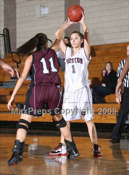 Thumbnail 3 in Ossining vs. Preston photogallery.