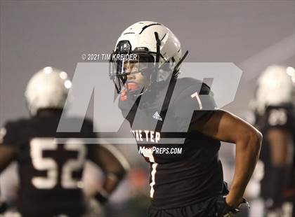 Thumbnail 2 in Imhotep Charter vs. Penn-Trafford (PIAA 5A Championship) photogallery.