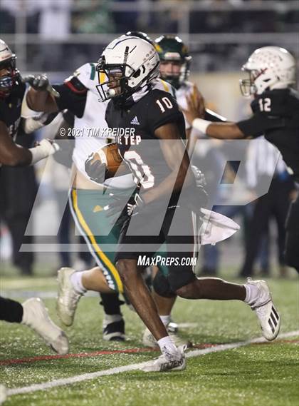 Thumbnail 2 in Imhotep Charter vs. Penn-Trafford (PIAA 5A Championship) photogallery.
