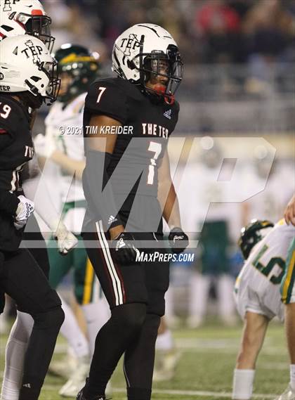 Thumbnail 3 in Imhotep Charter vs. Penn-Trafford (PIAA 5A Championship) photogallery.