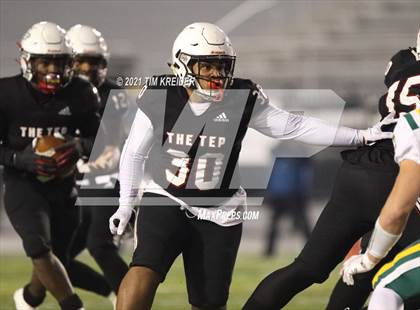 Thumbnail 2 in Imhotep Charter vs. Penn-Trafford (PIAA 5A Championship) photogallery.