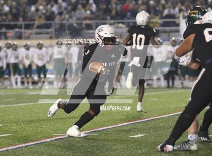 Thumbnail 3 in Imhotep Charter vs. Penn-Trafford (PIAA 5A Championship) photogallery.