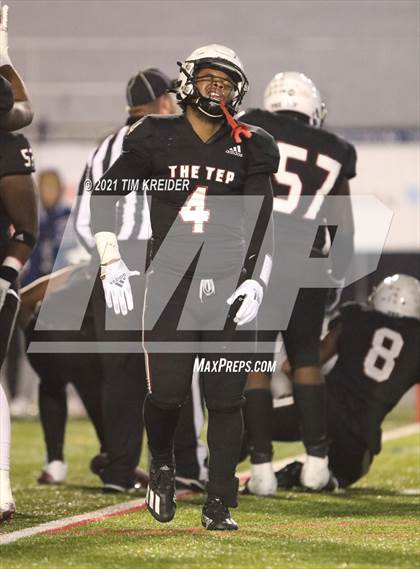 Thumbnail 2 in Imhotep Charter vs. Penn-Trafford (PIAA 5A Championship) photogallery.