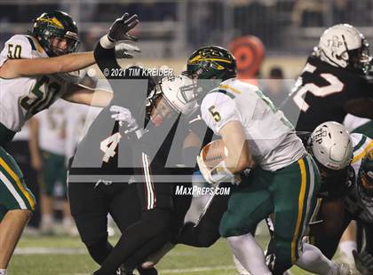 Thumbnail 3 in Imhotep Charter vs. Penn-Trafford (PIAA 5A Championship) photogallery.