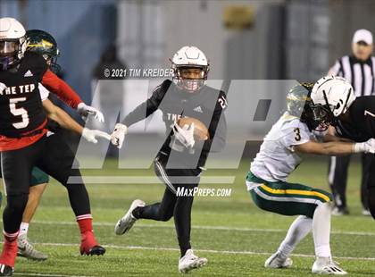 Thumbnail 2 in Imhotep Charter vs. Penn-Trafford (PIAA 5A Championship) photogallery.