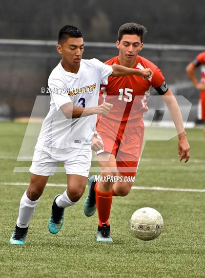 Thumbnail 1 in Kirtland Central vs. Robertson photogallery.