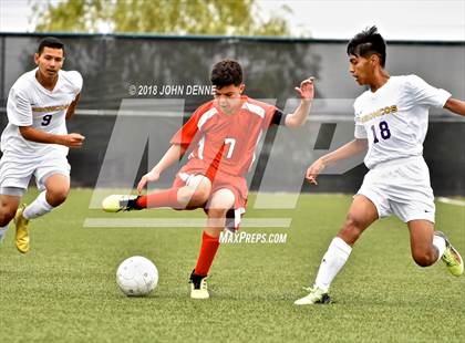 Thumbnail 1 in Kirtland Central vs. Robertson photogallery.