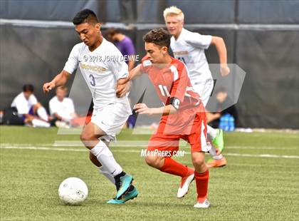 Thumbnail 3 in Kirtland Central vs. Robertson photogallery.