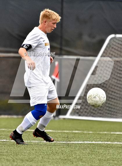 Thumbnail 2 in Kirtland Central vs. Robertson photogallery.