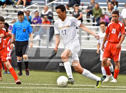 Thumbnail 1 in Kirtland Central vs. Robertson photogallery.