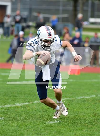 Thumbnail 2 in East Catholic @ RHAM photogallery.