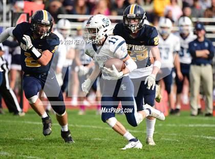 Thumbnail 3 in East Catholic @ RHAM photogallery.