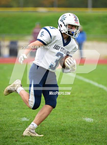 Thumbnail 3 in East Catholic @ RHAM photogallery.