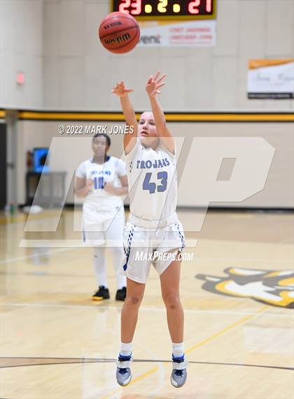 Thumbnail 3 in Agua Fria vs. Valley Christian (Coyotes Basketball Invitational) photogallery.