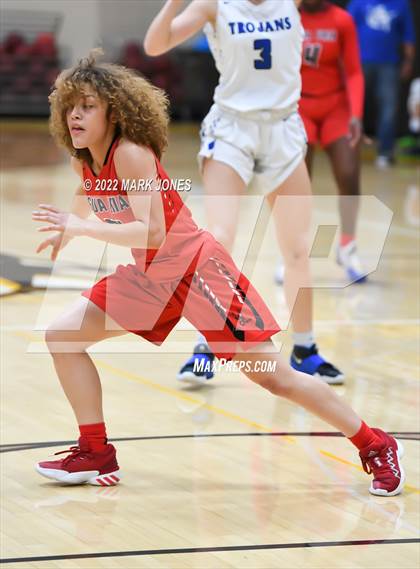 Thumbnail 2 in Agua Fria vs. Valley Christian (Coyotes Basketball Invitational) photogallery.