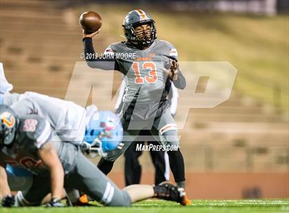 Thumbnail 2 in Monterey @ Caprock photogallery.
