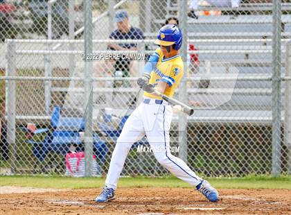 Thumbnail 3 in Potomac Senior vs Osbourn Park photogallery.