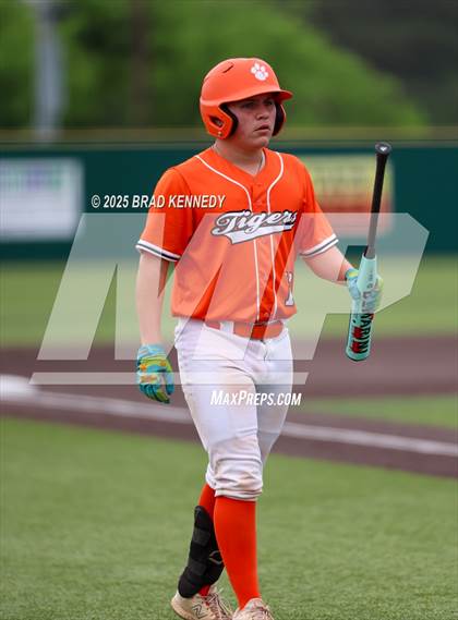 Thumbnail 1 in Gary vs West Sabine (UIL Baseball 2A D2 Bi-District) photogallery.