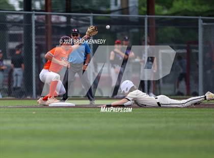 Thumbnail 1 in Gary vs West Sabine (UIL Baseball 2A D2 Bi-District) photogallery.