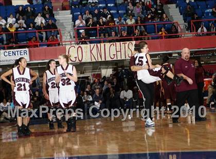 Thumbnail 1 in Mt. Vernon vs. Ossining (Section 1 Class AA Final) photogallery.
