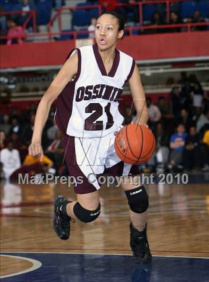 Thumbnail 3 in Mt. Vernon vs. Ossining (Section 1 Class AA Final) photogallery.