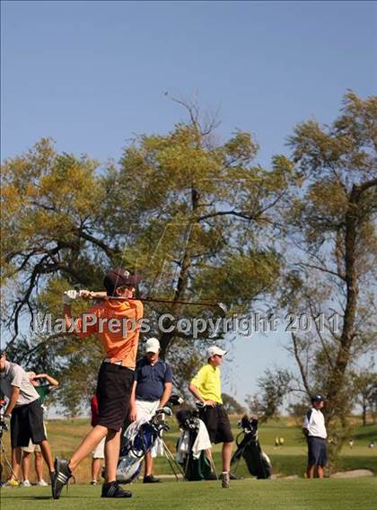 Thumbnail 1 in Iowa State Boys Golf Tournament @ Harvester photogallery.