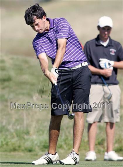 Thumbnail 3 in Iowa State Boys Golf Tournament @ Harvester photogallery.