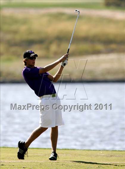 Thumbnail 2 in Iowa State Boys Golf Tournament @ Harvester photogallery.