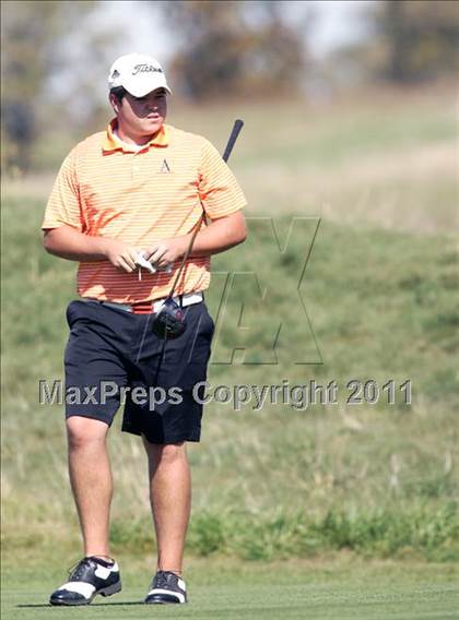 Thumbnail 1 in Iowa State Boys Golf Tournament @ Harvester photogallery.