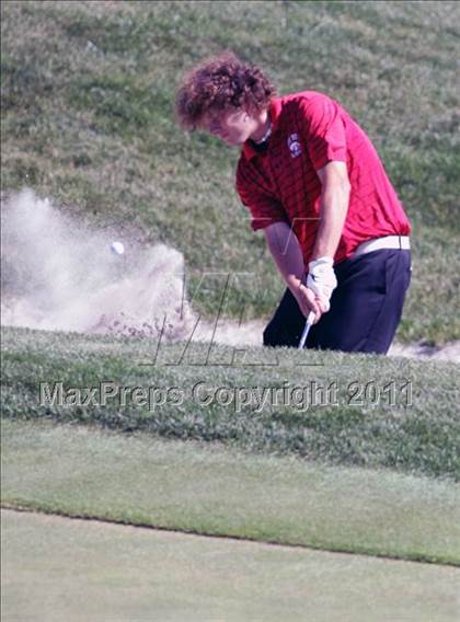 Thumbnail 1 in Iowa State Boys Golf Tournament @ Harvester photogallery.