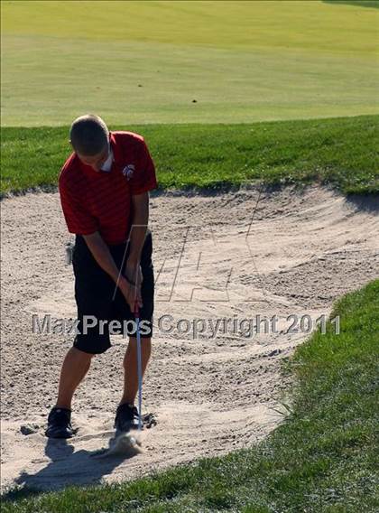 Thumbnail 3 in Iowa State Boys Golf Tournament @ Harvester photogallery.