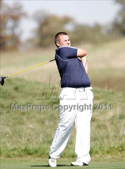 Thumbnail 2 in Iowa State Boys Golf Tournament @ Harvester photogallery.
