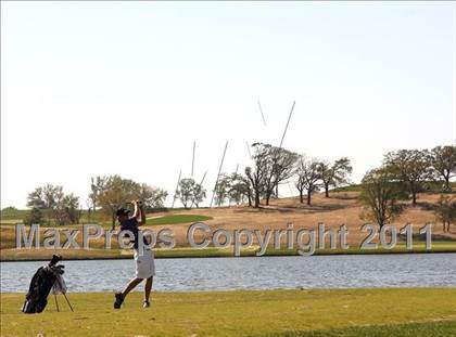 Thumbnail 1 in Iowa State Boys Golf Tournament @ Harvester photogallery.