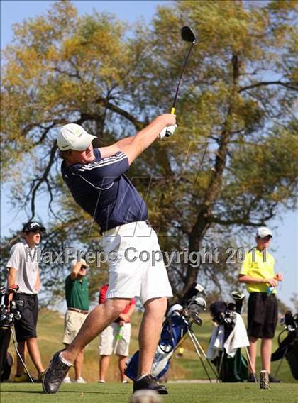 Thumbnail 2 in Iowa State Boys Golf Tournament @ Harvester photogallery.