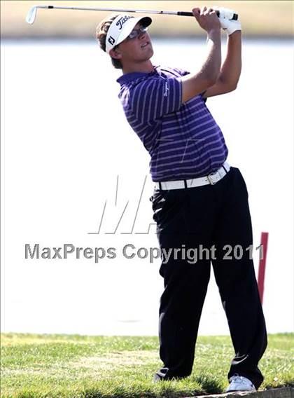 Thumbnail 2 in Iowa State Boys Golf Tournament @ Harvester photogallery.